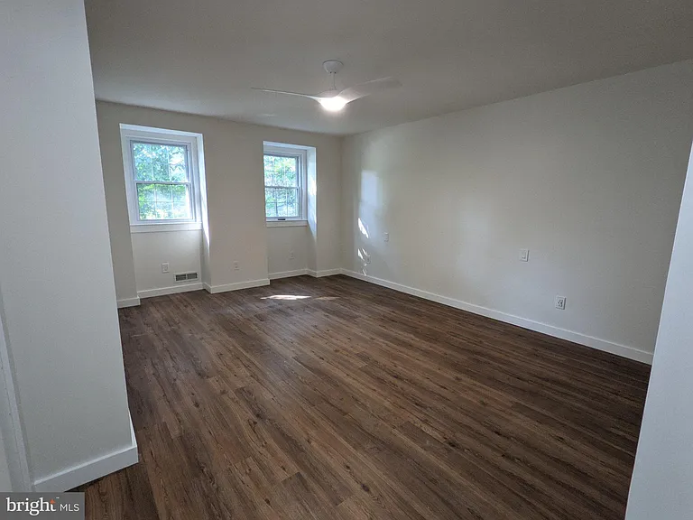 26 Forest Hill Dr — Photo 8