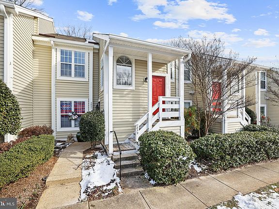 2nd image of 2859 Yarling Ct