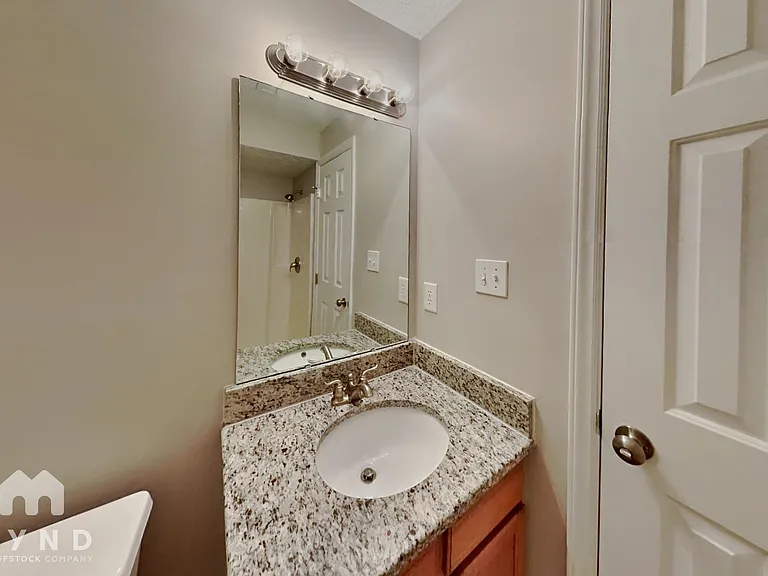105 Bridgedale Ct — Photo 16