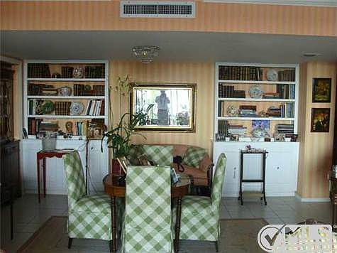 4th image of 1801 S Flagler Dr APT 409
