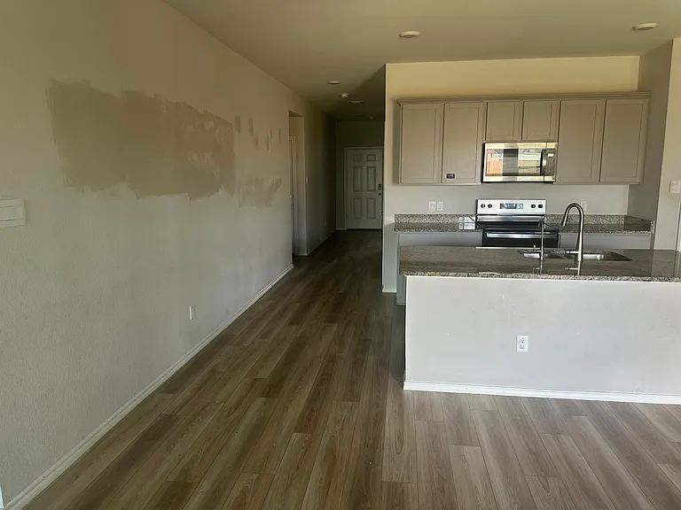 2472 Muscovy Dr — Photo 7