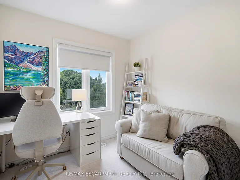 383 Dundas St E #49 — Photo 21