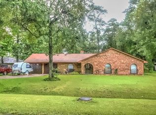 12906 Cherry Point Dr, Mont Belvieu, TX 77535
