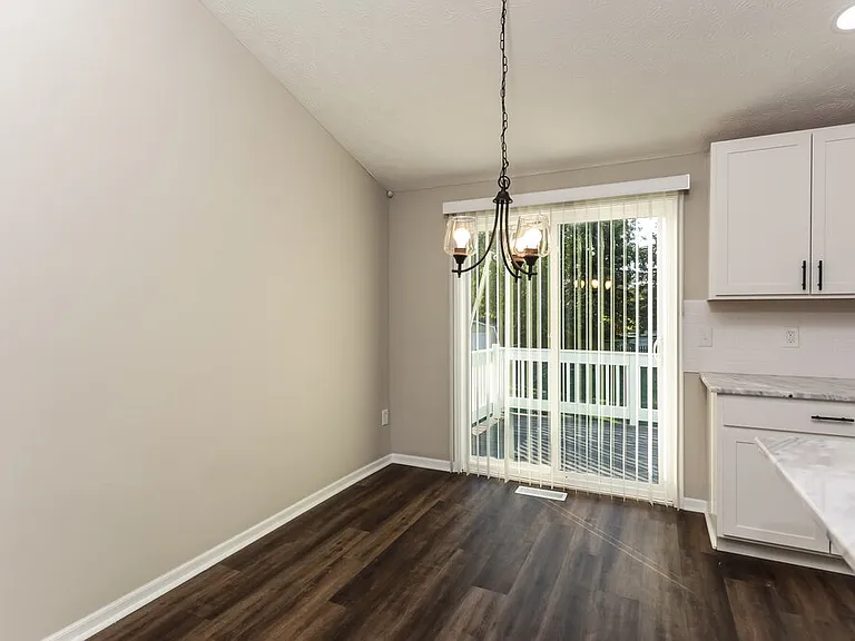 5305 Davidson Rd — Photo 5