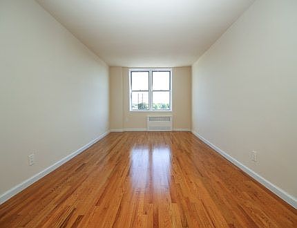 2nd image of 22410 Jamaica Ave APT 6A