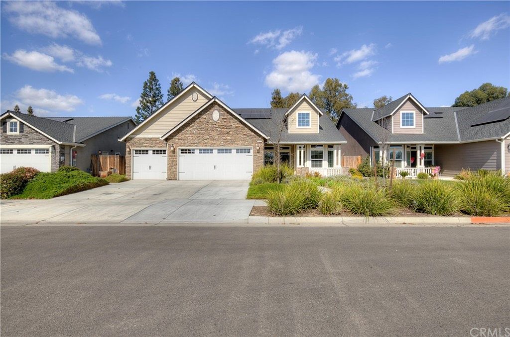 1649 Howard St, Kingsburg, CA 93631 Zillow