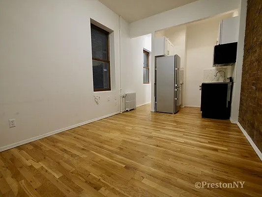 Rented by JM Preston Properties LLC | media 27