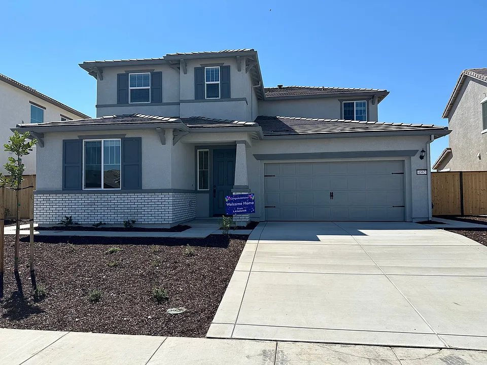4562 Duckhawk Cir