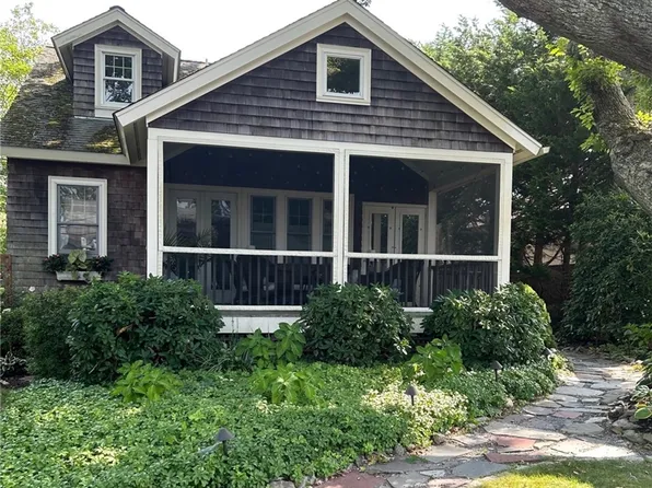 (undisclosed Address), Jamestown, RI 02835
