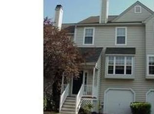 309 Harbour Ridge Ln, Downingtown, PA 19335