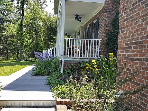 4th image of 132 Vista Dr