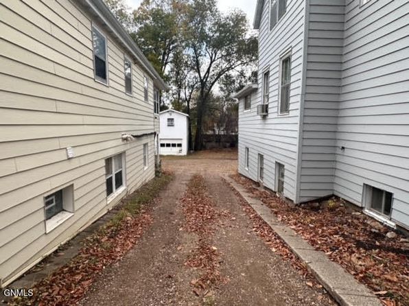 bismarck-north-dakota-217387136 picture