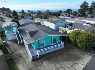 97948 Lucas Ln, Brookings, OR 97415