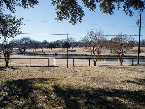 2nd image of 1972 Bella Vista Dr