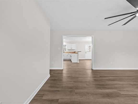 3rd image of 3707 Ribbon Ln