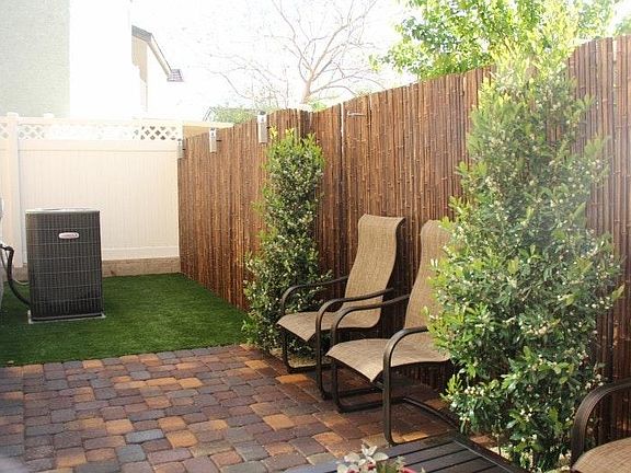 Small grassy area