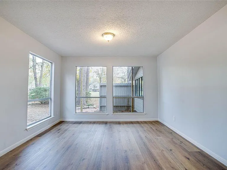 605 Jeff Davis Ct — Photo 9