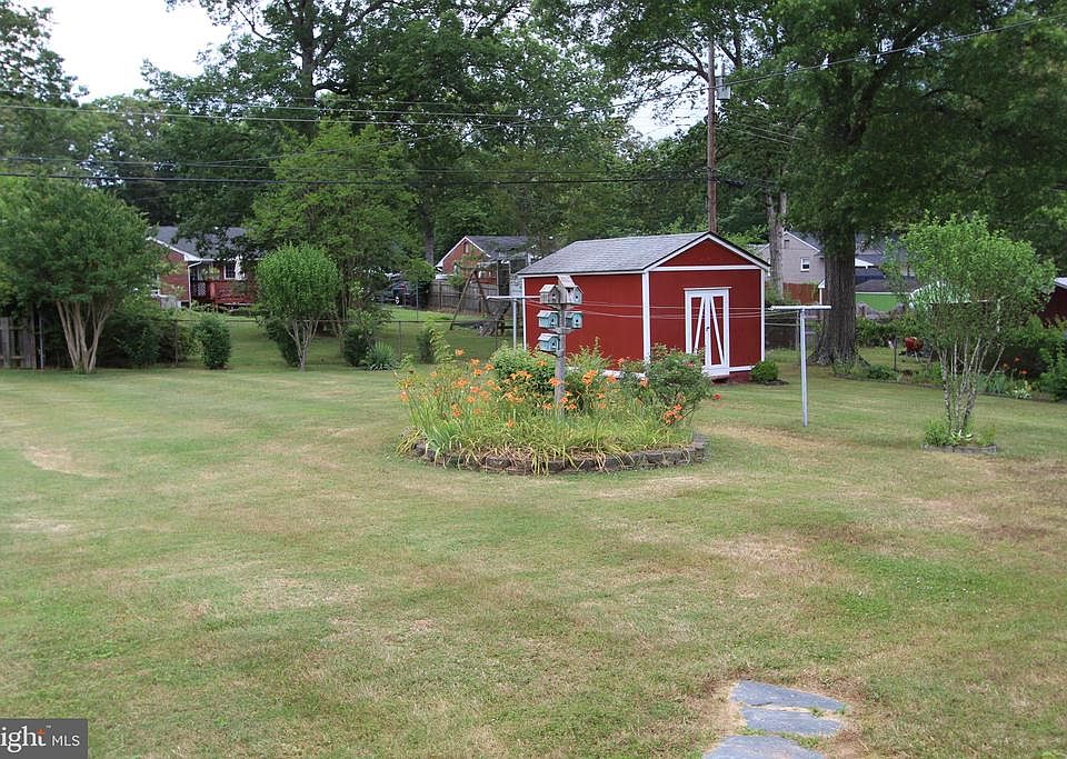 2nd image of 44 Blair Rd