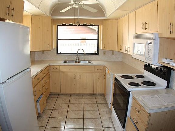 5th image of 4528 Groveland Ave