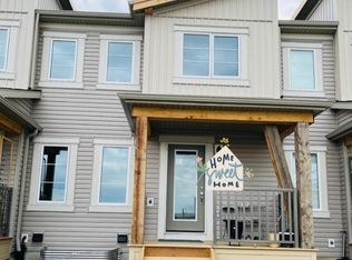 20425 15a Ave NW, Edmonton, AB T6M1L5