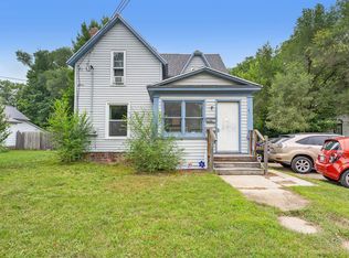 418 N Bridge St, Belding, MI 48809