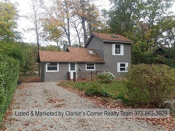 2nd image of 300 W Lakeshore Dr
