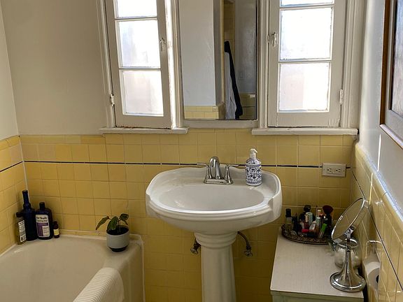 5th image of 7004 Beverly Blvd #7004