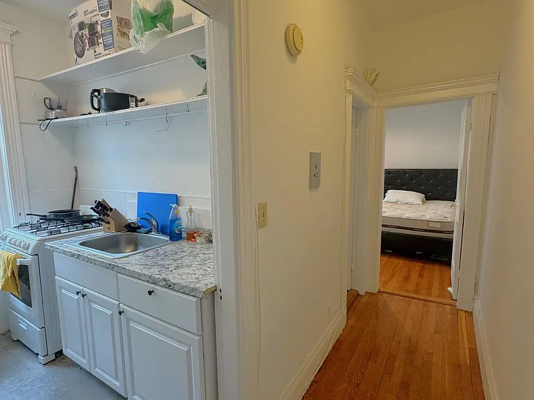72 Kirkland St #27 — Photo 4