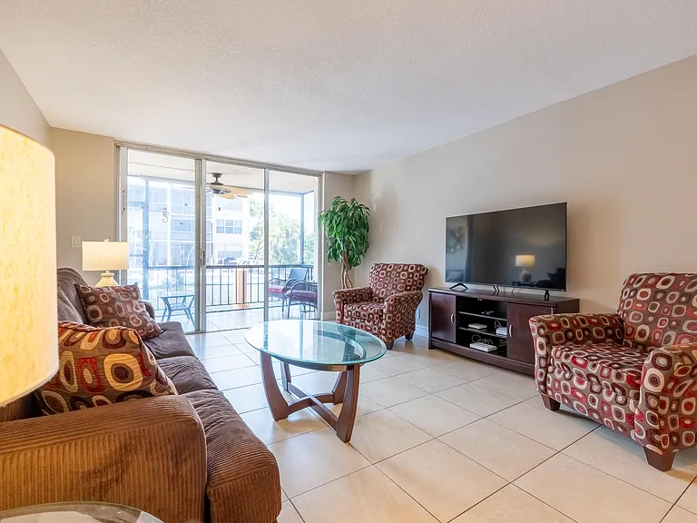 777 S Federal Hwy #107-D — Photo 9