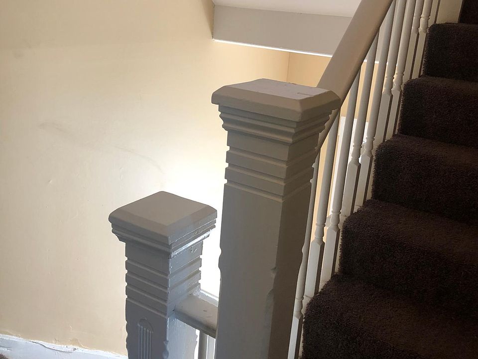2nd image of 2117 W Chestnut St #B
