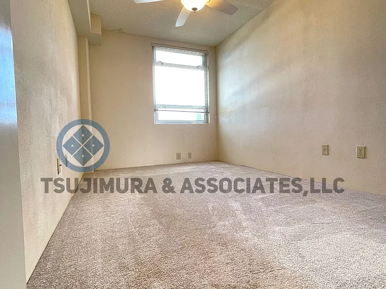 1315 Kalakaua Ave #1004 — Photo 5