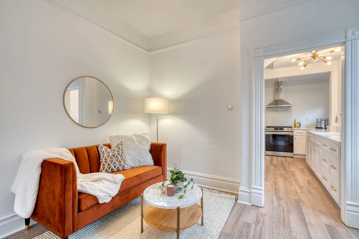 1 bed, 1.0 bath, 548 sqft, $2,317 — Photo 3