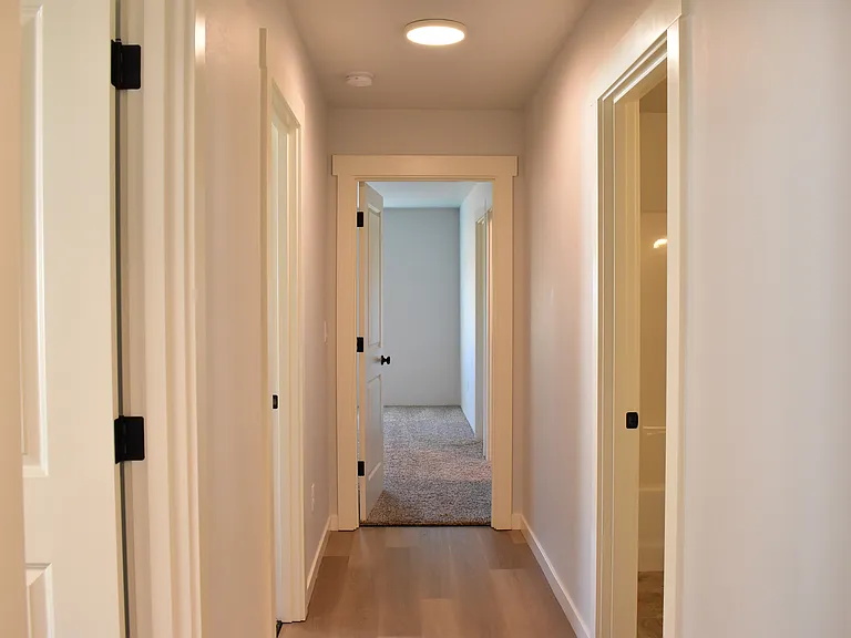 1033 Vick Ln — Photo 19