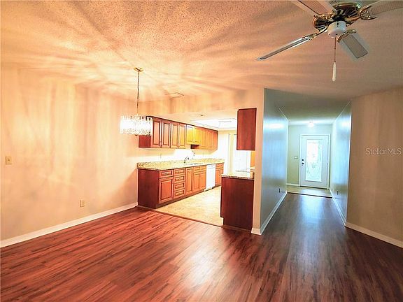 5th image of 2006 Hampstead Cir