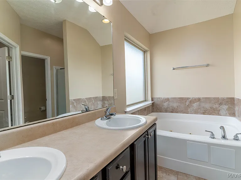 1818 Cotton Blossom Way — Photo 17