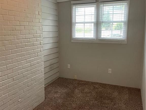 2nd image of 606 Greenland Dr