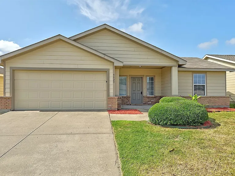 9929 George Washington Dr — Photo 13