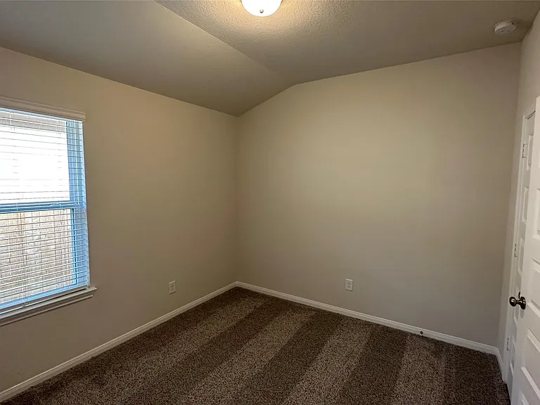 221 Harper Ridge Dr — Photo 18