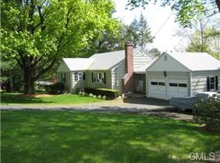 4 Honey Hill Rd, Norwalk, CT 06851