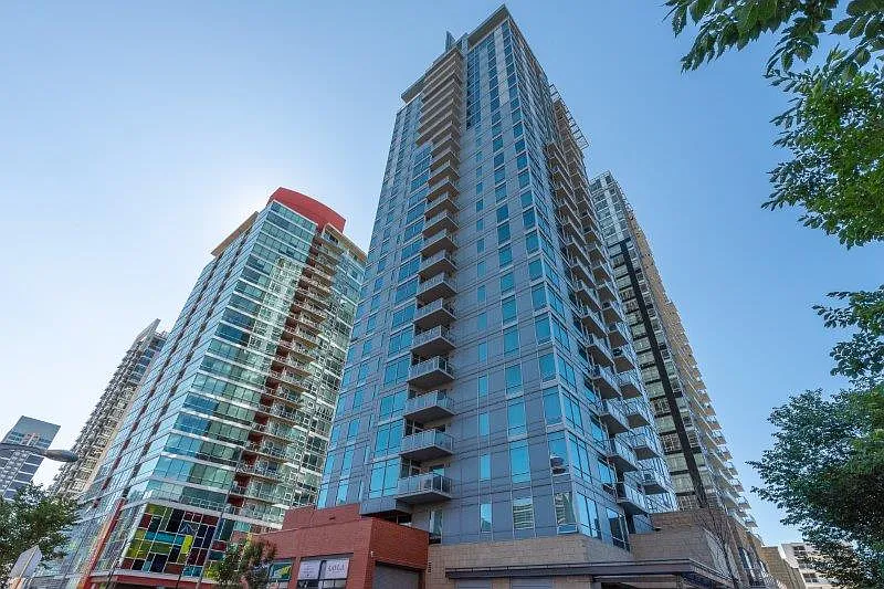 2 bed, 900 sqft, $2,800 — Photo 2