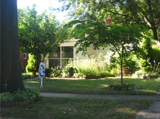 25251 Lehigh St, Dearborn Heights, MI 48125