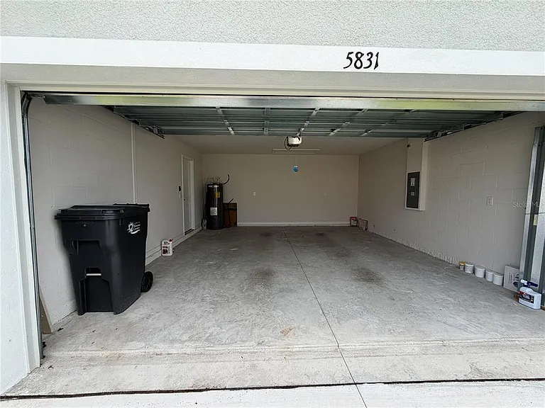 5831 Silver Moonlight Dr — Photo 17