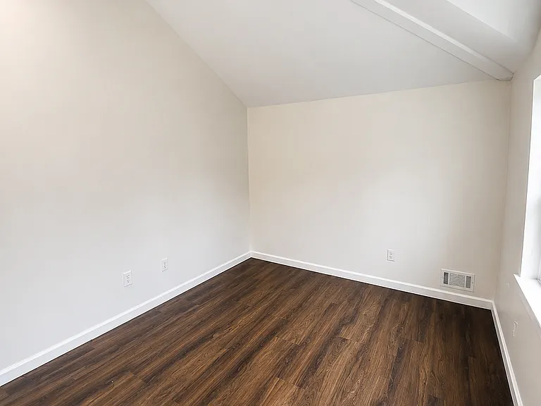 121 Cannon Ave #2 — Photo 11
