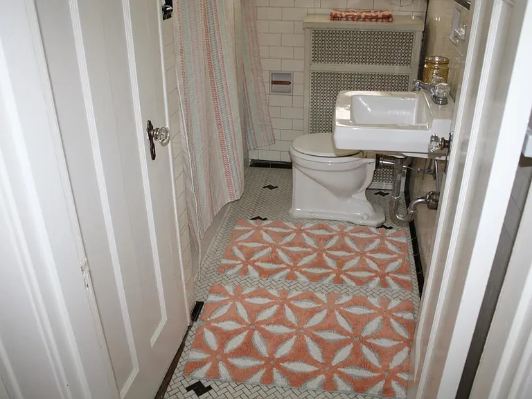 1316 Morten St #104 — Photo 14
