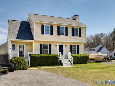 8325 Sherwood Forest Dr, North Chesterfield, VA, 23237