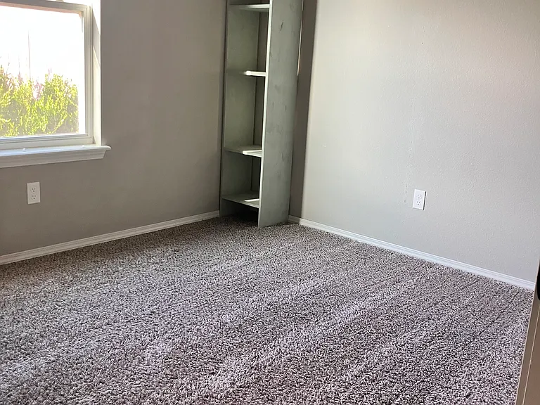 6609 S 20th Pl — Photo 17