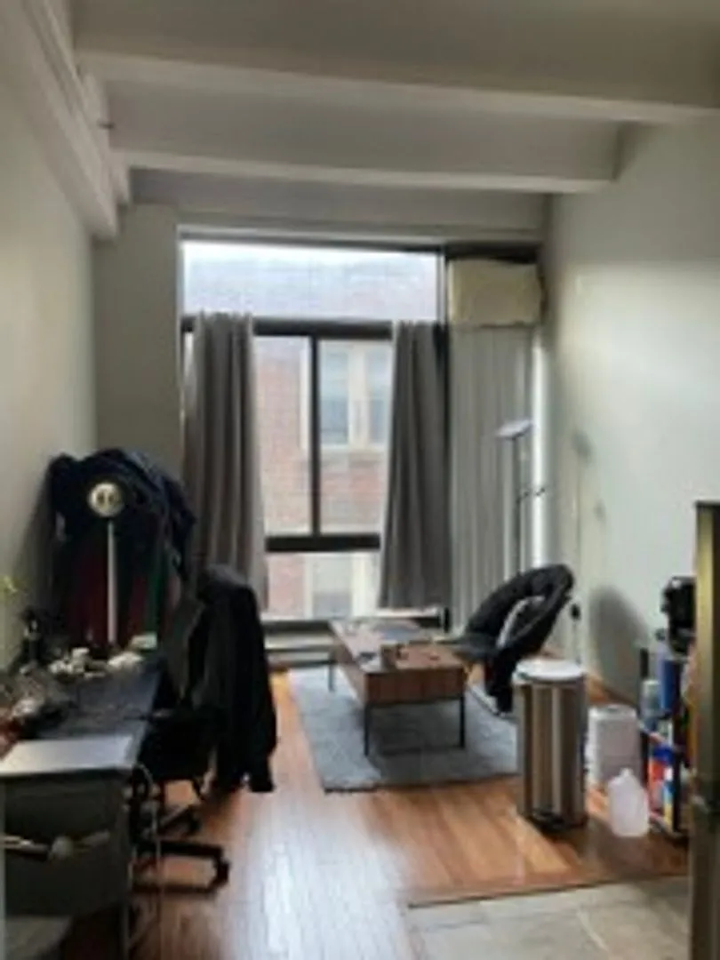 Building Photo - 12 Stoneholm St #409
