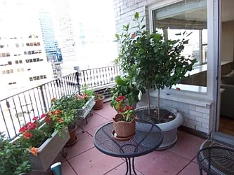 Rented by Fox Residential Group