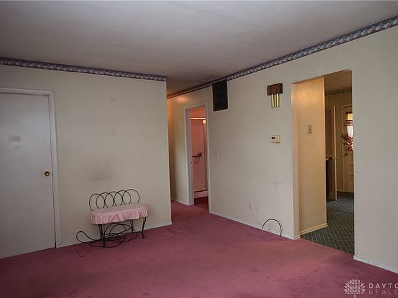 4th image of 545 W Light St