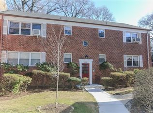 2238 Palmer Ave APT 2N, New Rochelle, NY 10801